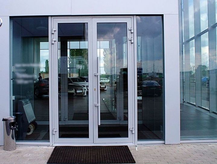 Алюминиевые двери Super Okna MD